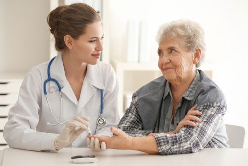 Diabetesa duten medikua eta gaixoa